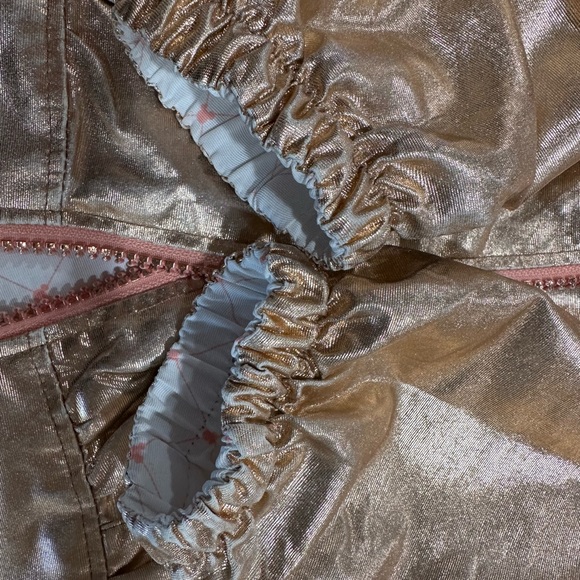 Disney Store Minnie Mouse Hooded Reversible Jacket Pink/White and Rose Gold 5/6 - Picture 4 of 9